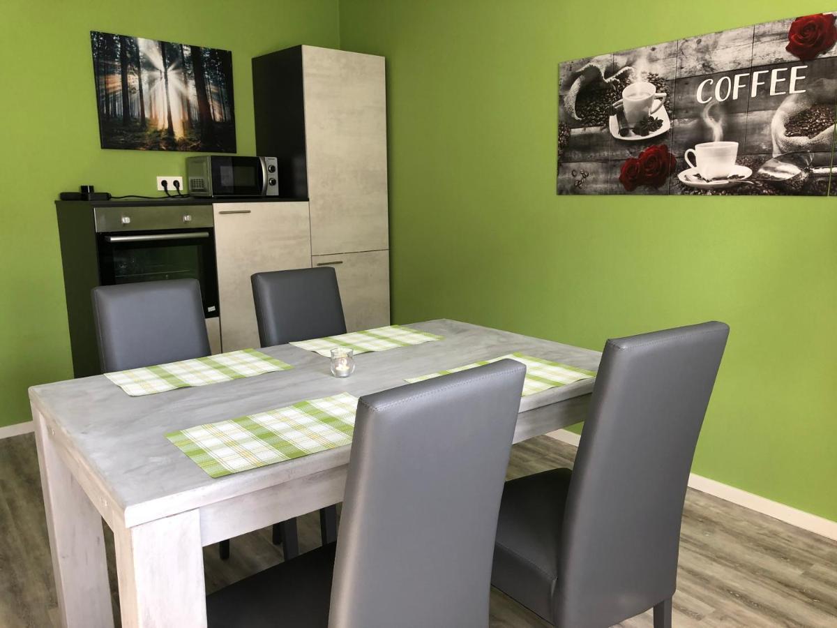 Ferienwohnung Joanna Mit Burgblick برنكاستيل كويس المظهر الخارجي الصورة